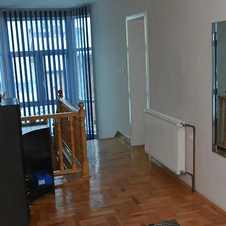 Blue House Apartment Ni Exterior foto