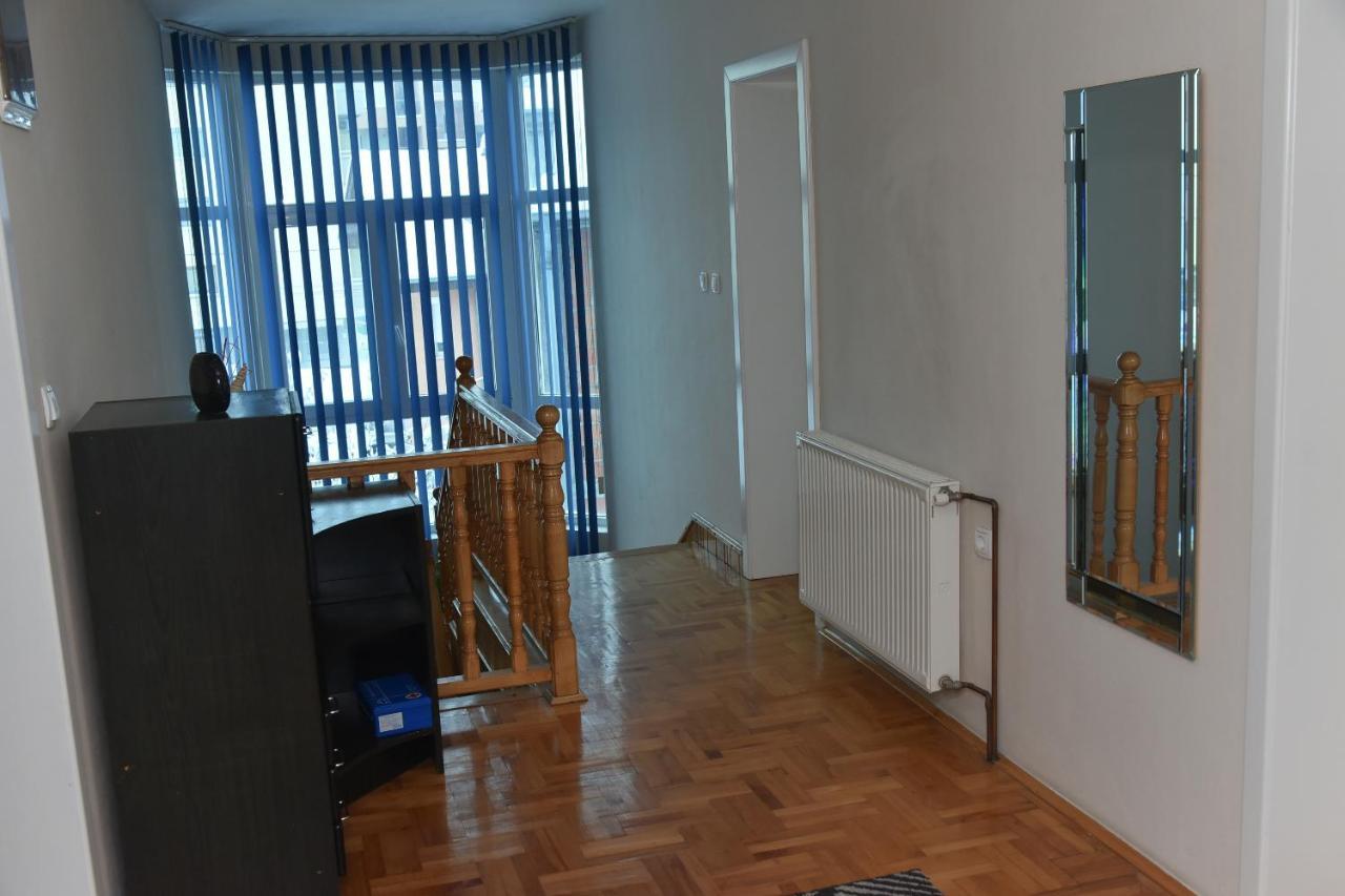 Blue House Apartment